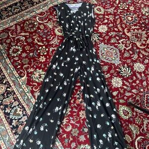 Black Floral V-Neck Wide-Leg Jumpsuit